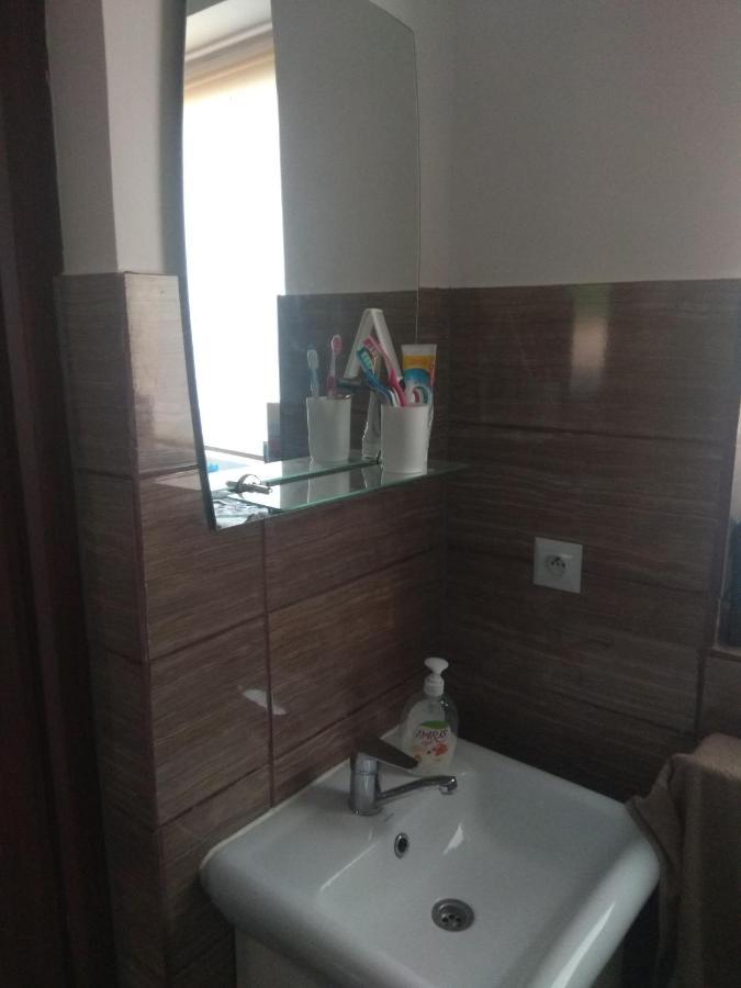 4U Hostel Zgorzelec - Free Parking Jedrzychowice  Buitenkant foto