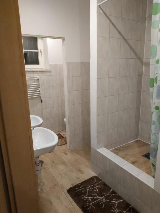 4U Hostel Zgorzelec - Free Parking Jedrzychowice  Buitenkant foto